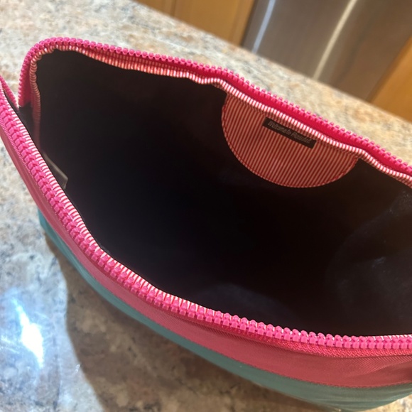 Herschel Laptop Sleeve Case - Picture 3 of 3